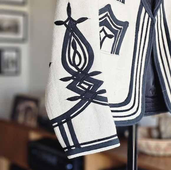 RARE 1970s Vintage Guatemalan Solola Ivory Wool Bat Jacket - Picture 3 of 8